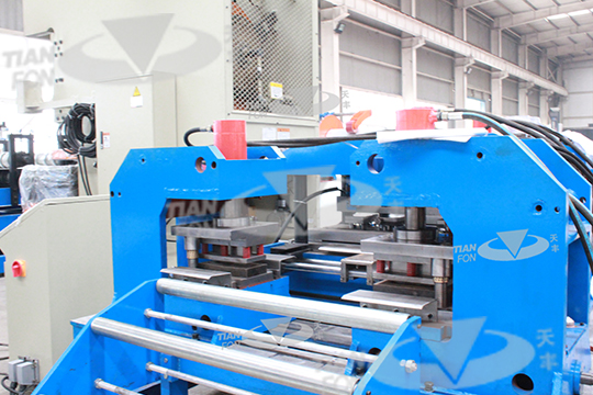 門框設備冷彎生產(chǎn)線